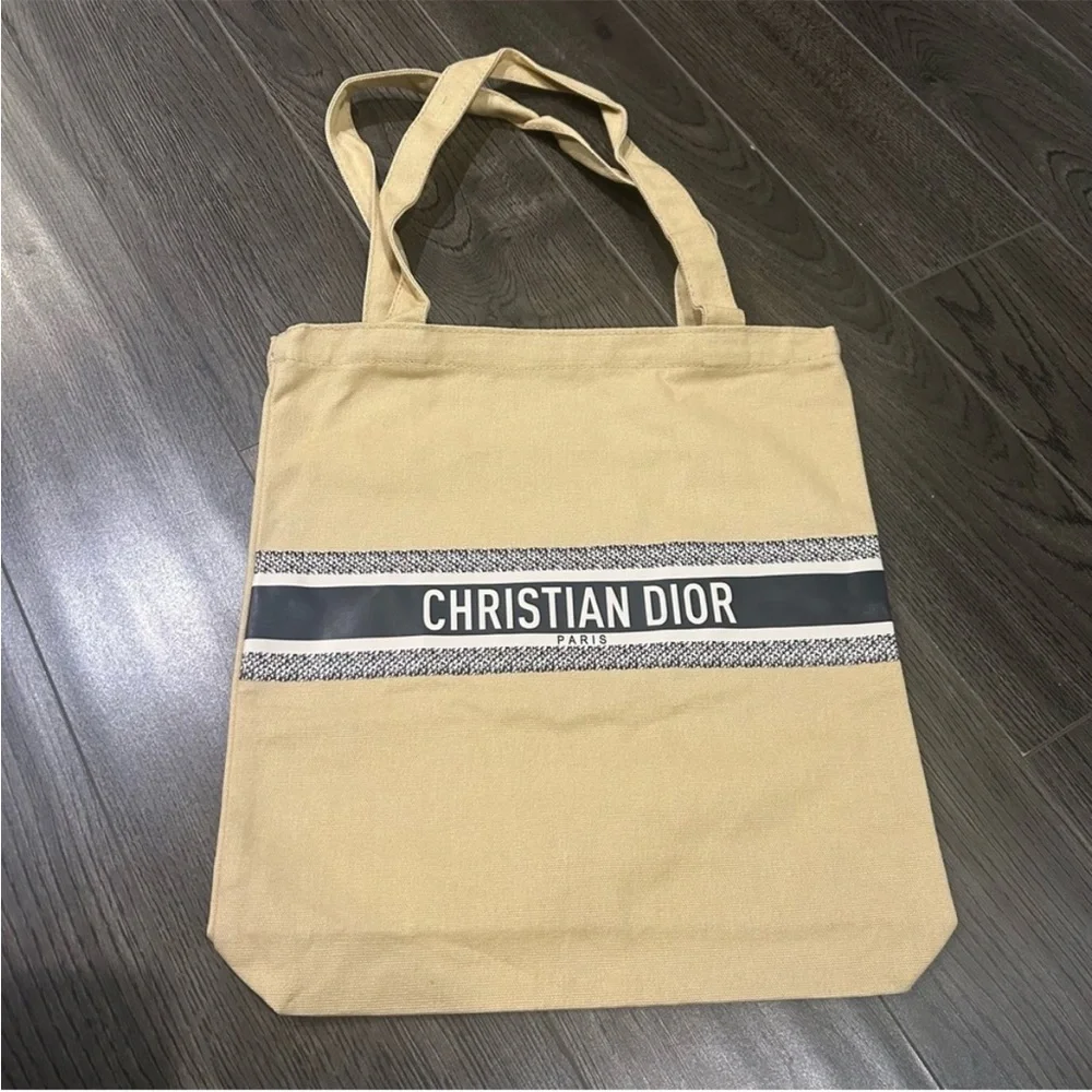 Dior Tote Bag - Picture 2 of 7